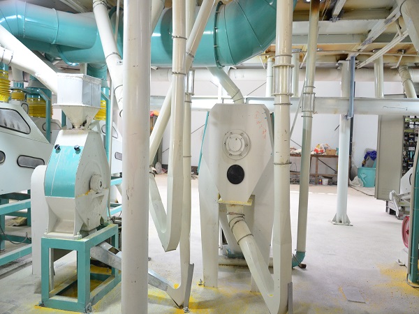 全自動<a href=http://www.hybridh.cn/product/6/ target=_blank class=infotextkey>玉米加工設備</a>